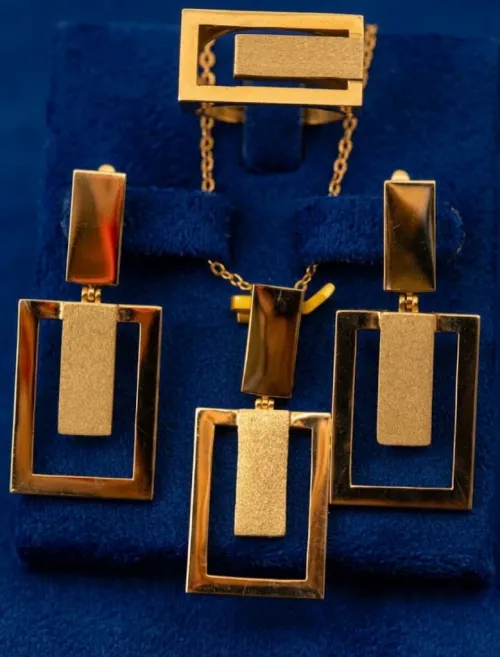 Qızıl zərgərlik dəsti HJ368, 585 əyar