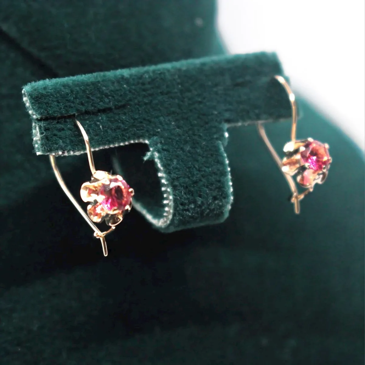 Qadın üçün qızıl sırğa Vetta Jewellery 599, 585 əyar