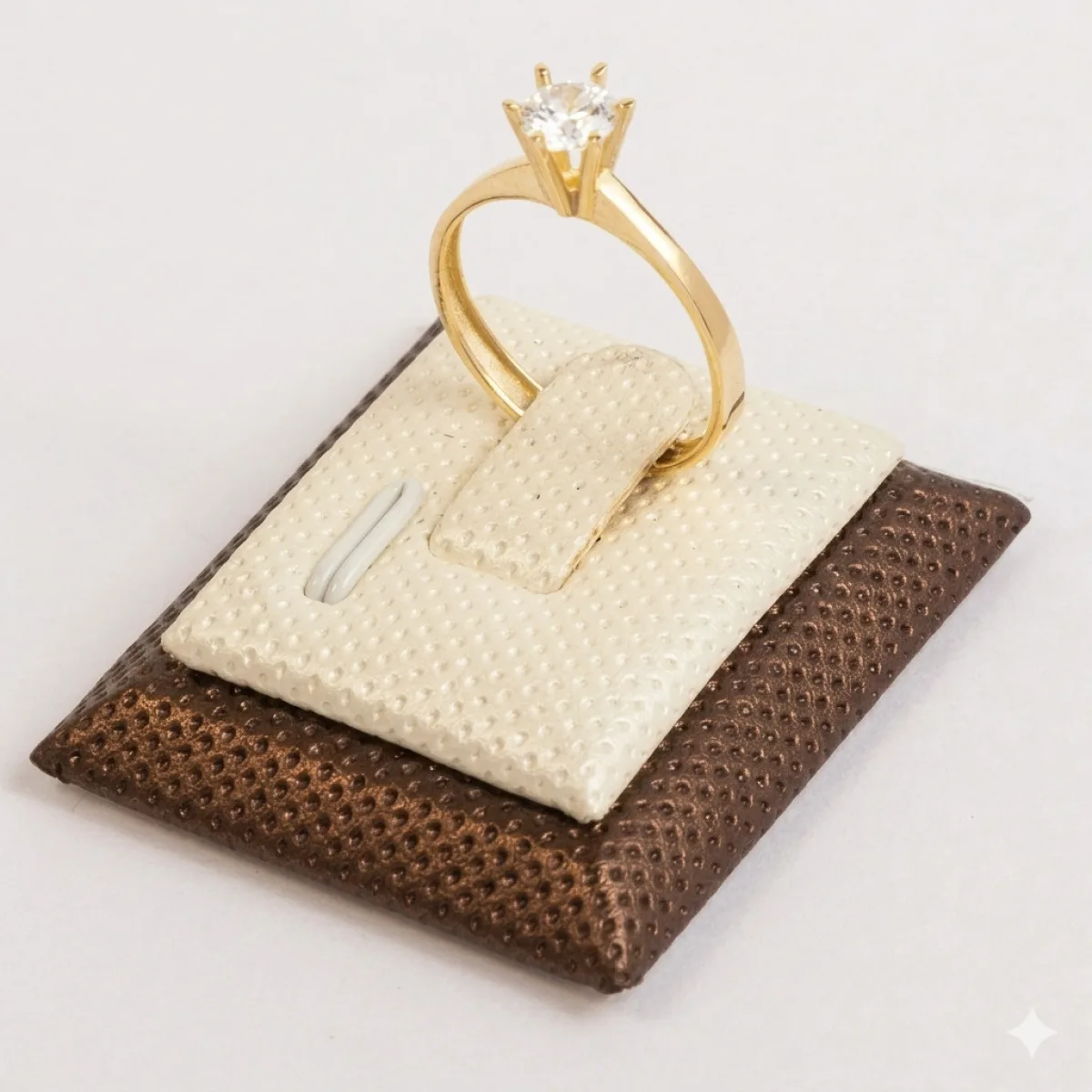 Qadın üçün qızıl üzük Vetta Jewellery 10384, 585 əyar