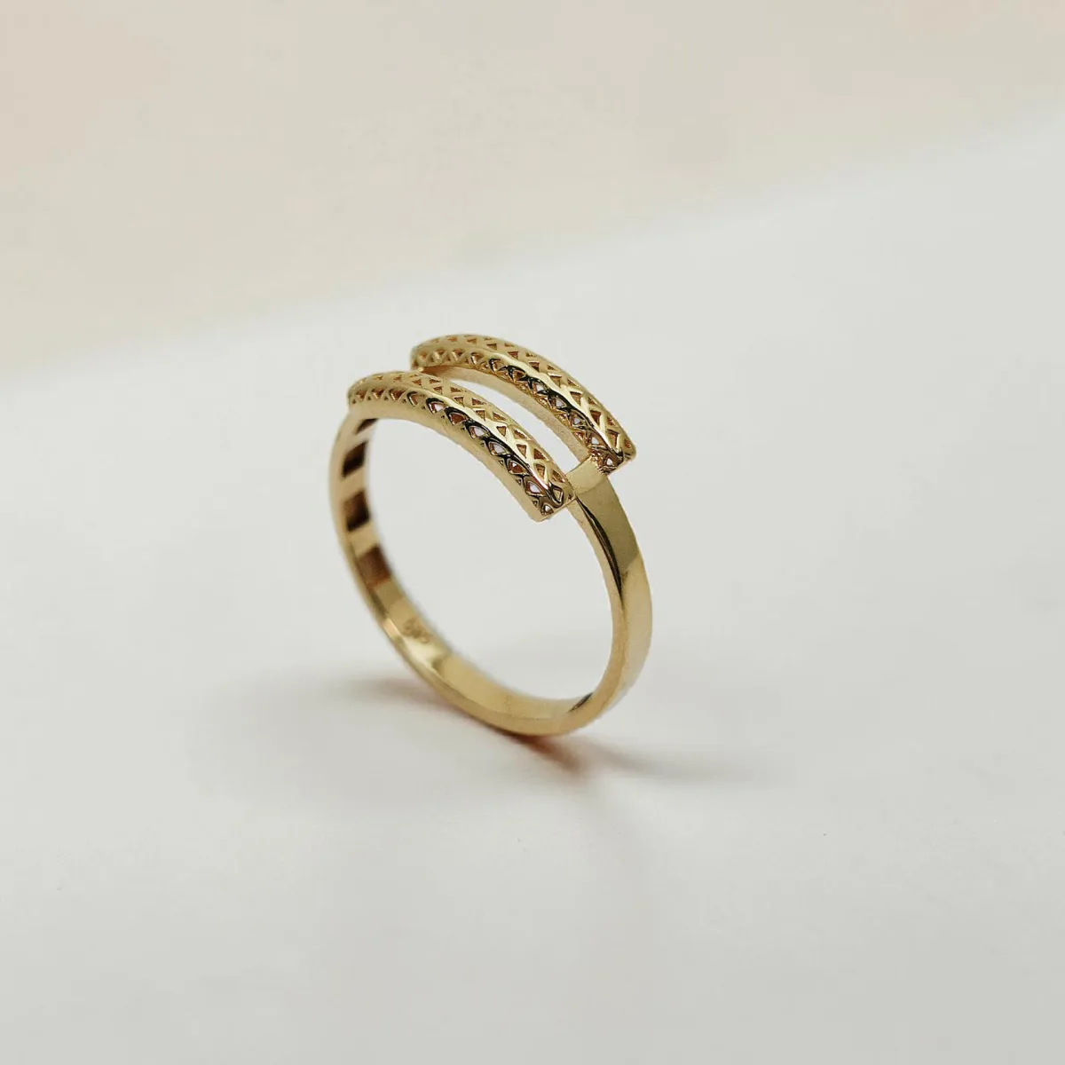 Qadın üçün qızıl üzük Vetta Jewellery 10467, 585 əyar