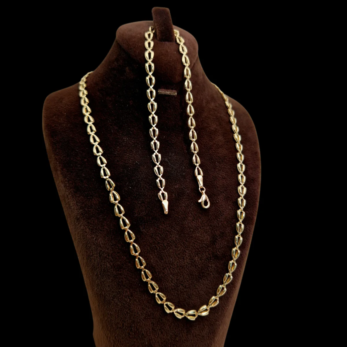 Qızıl zərgərlik dəsti Vetta Jewellery 10472, 585 əyar