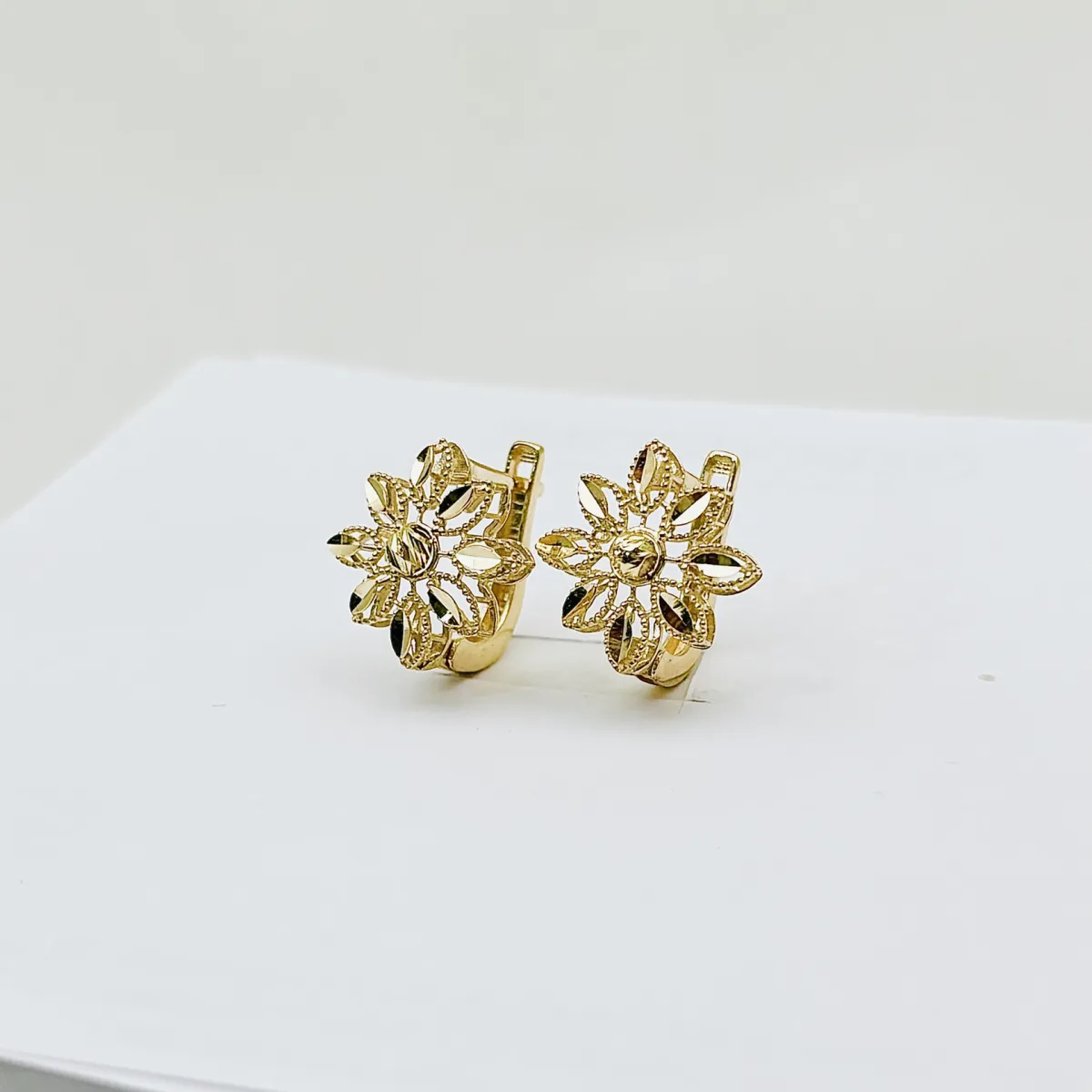Серьги женские 10499, золото 585 пробы